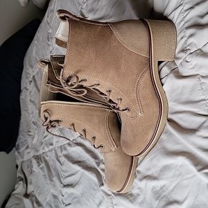Blondo tan suede waterproof booties - size 10